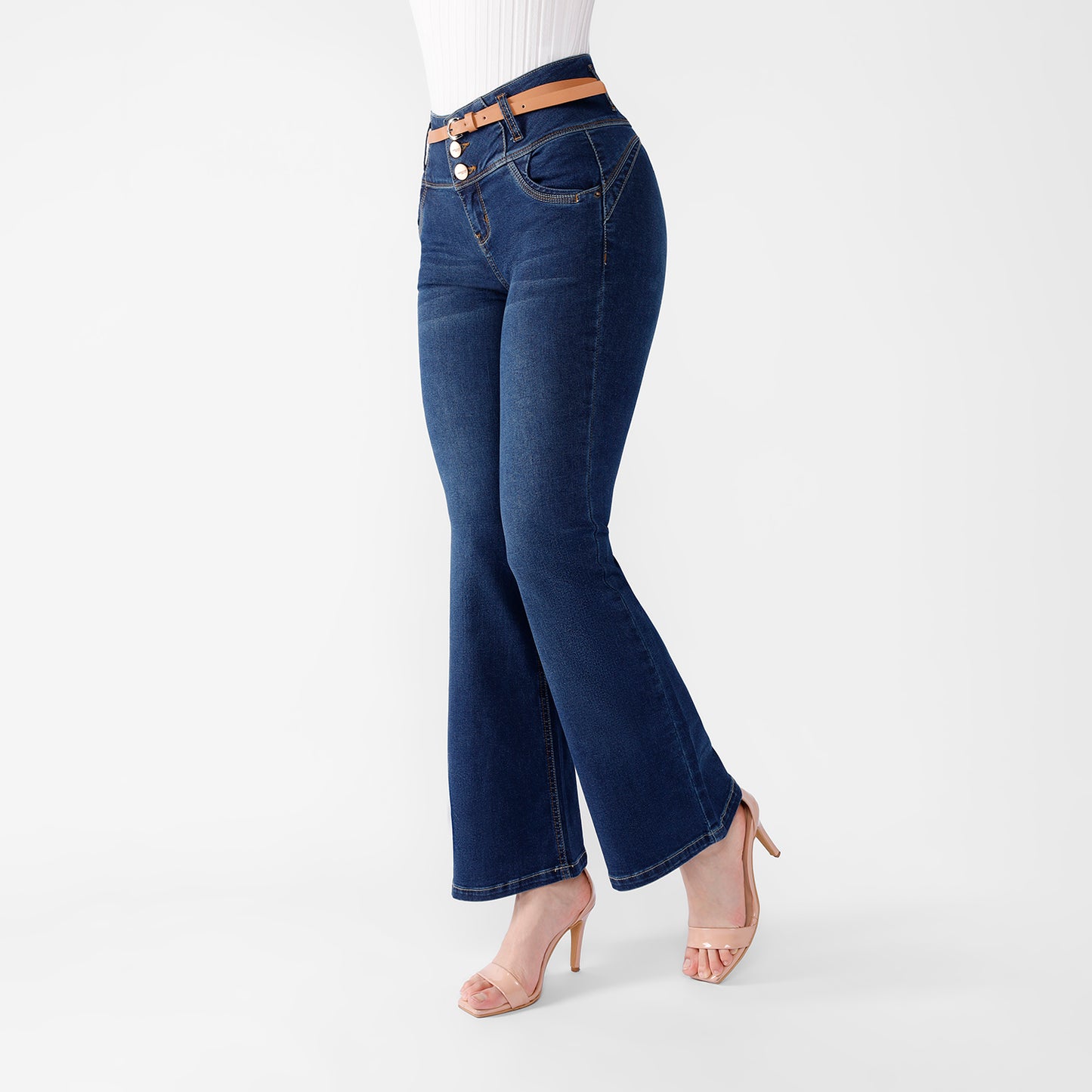 Pantalón Dama Daniela Cintura Flare Push Up 3 Botones
