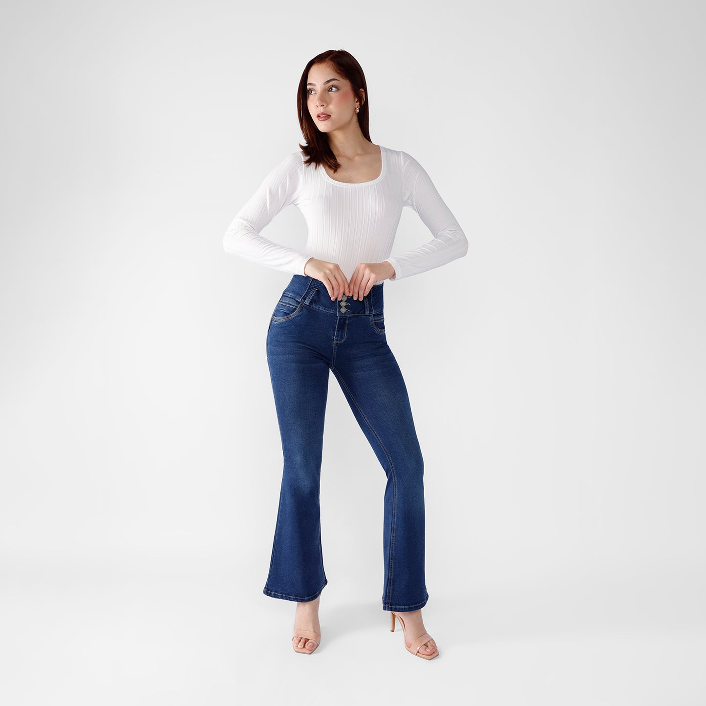 Pantalón jean Brisa Semicadera Flare 4 botones