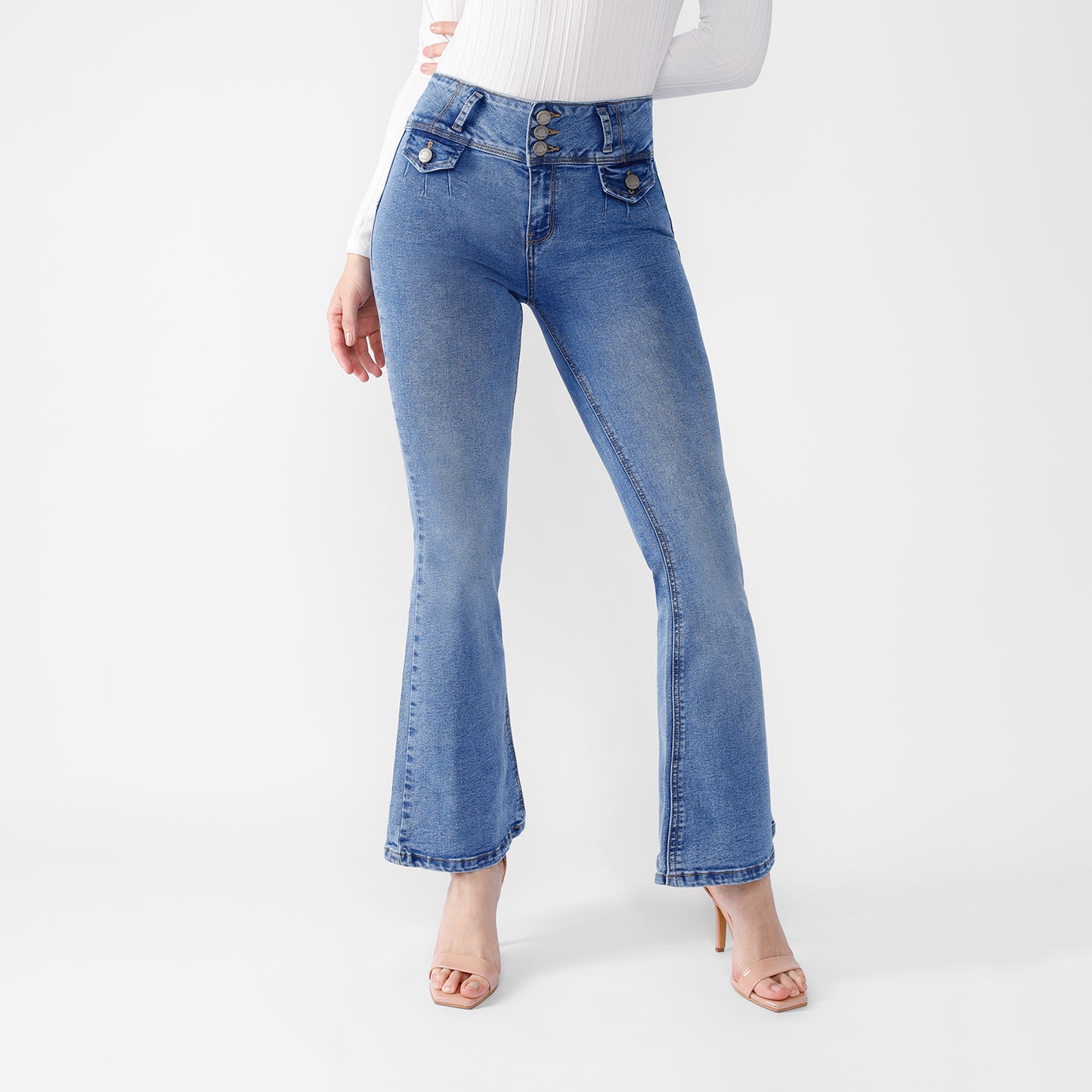 Pantalón jean Yireli Cintura Flare 3 botones