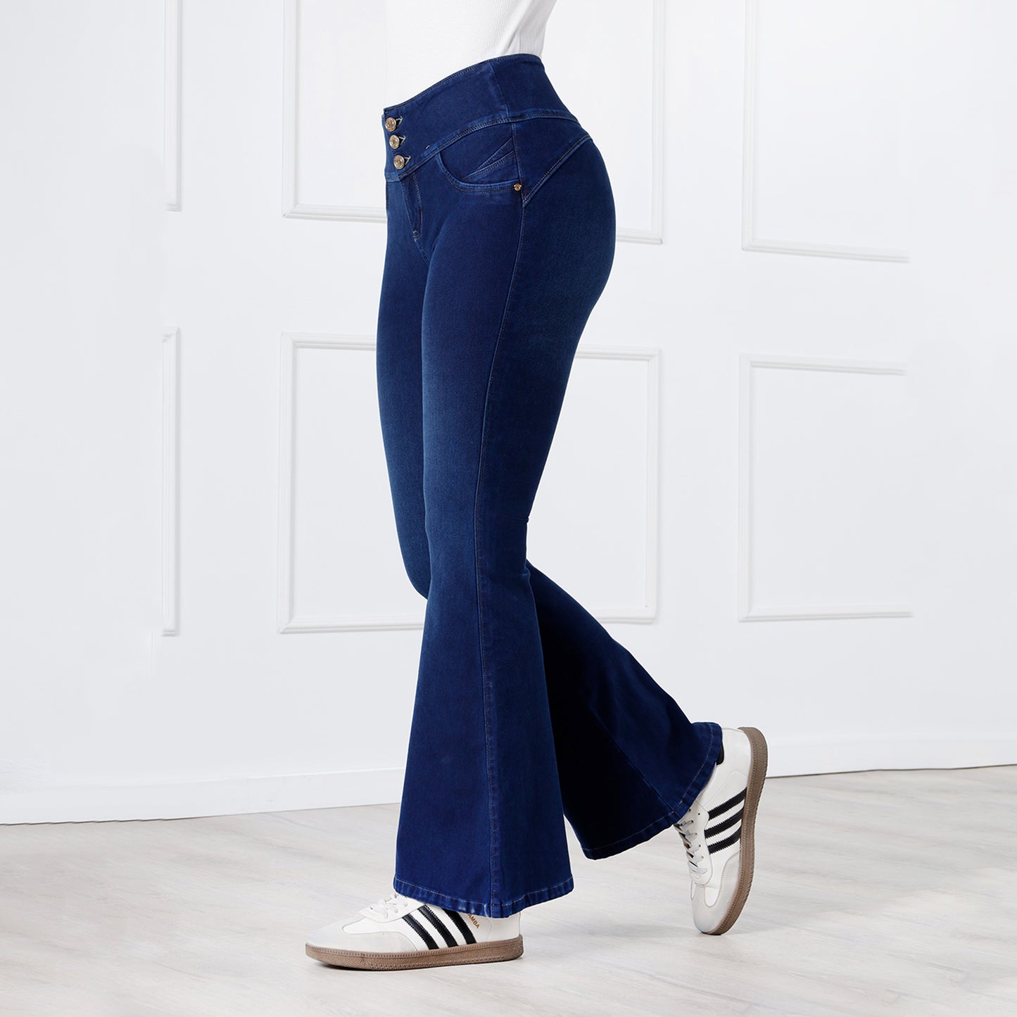 Pantalón French Terry Valeria Cintura Flare 3 Botones