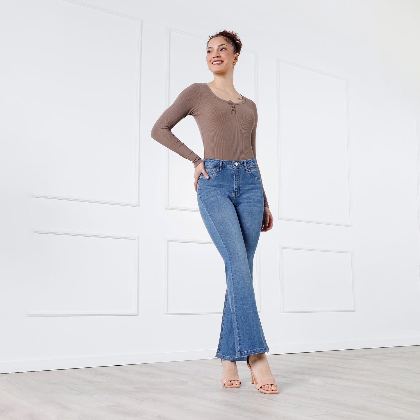 Pantalón Jean Tiana Flare a la Cintura