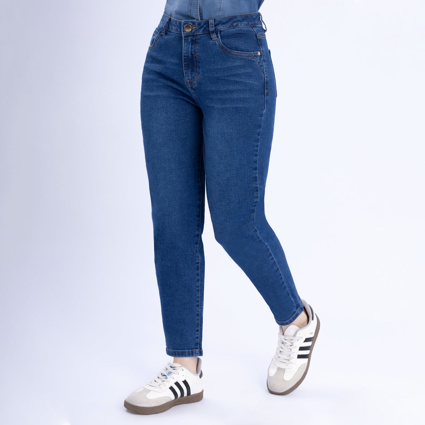 Jean Mom Fit Cintura Pepper Focalizado