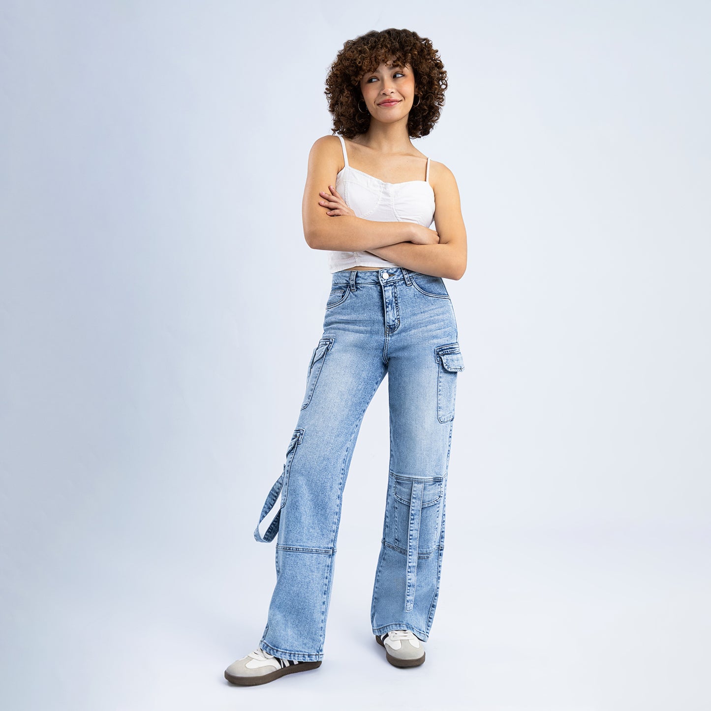 Jean Cintura Wide Leg Cargo Diamante