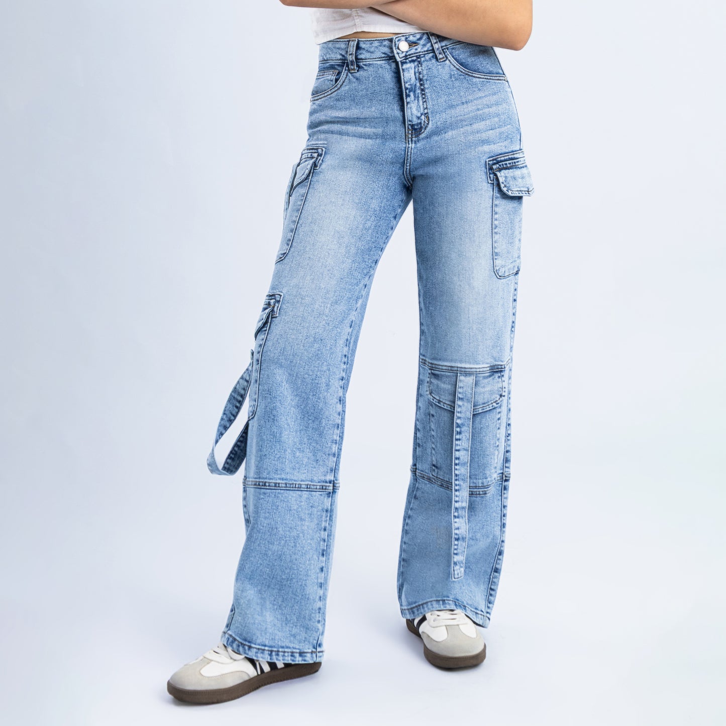Jean Cintura Wide Leg Cargo Diamante