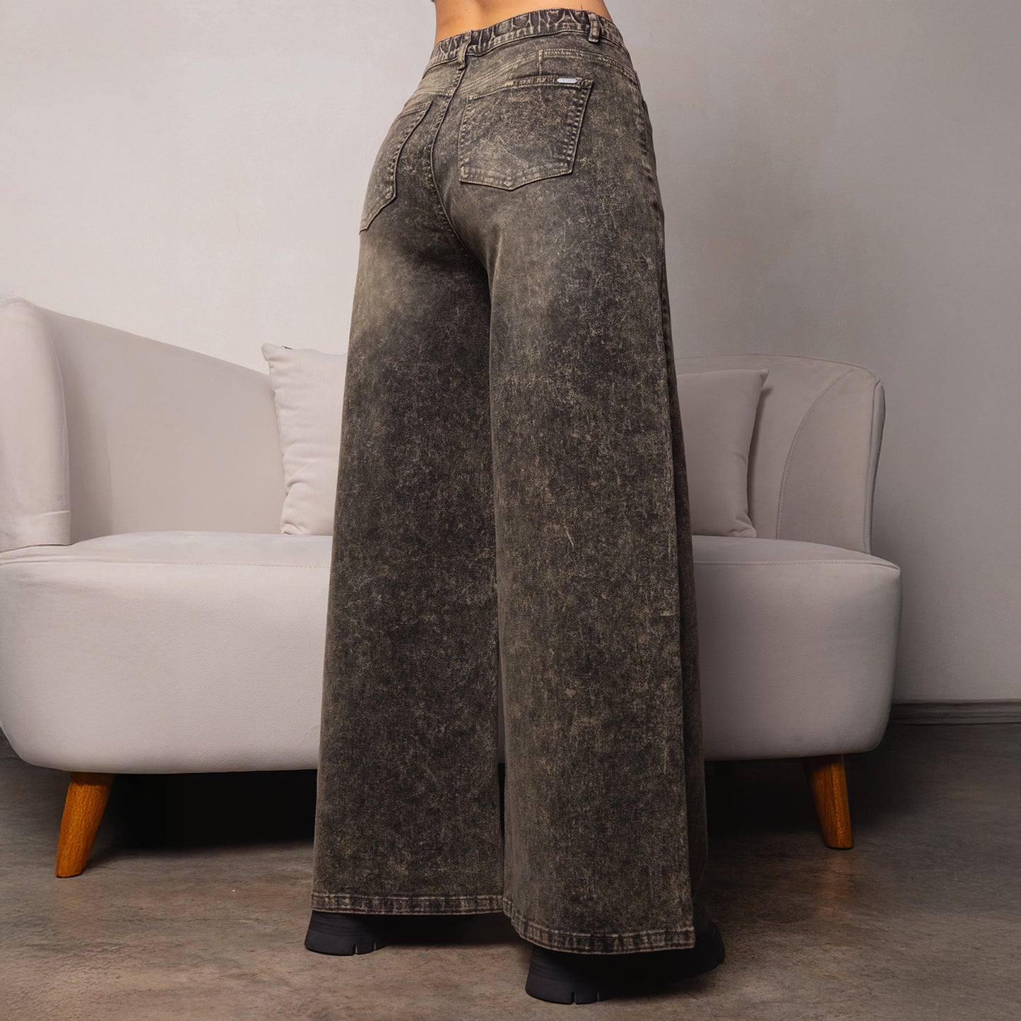 Jean Cintura Wide Loose Elástico Negro C/marrón
