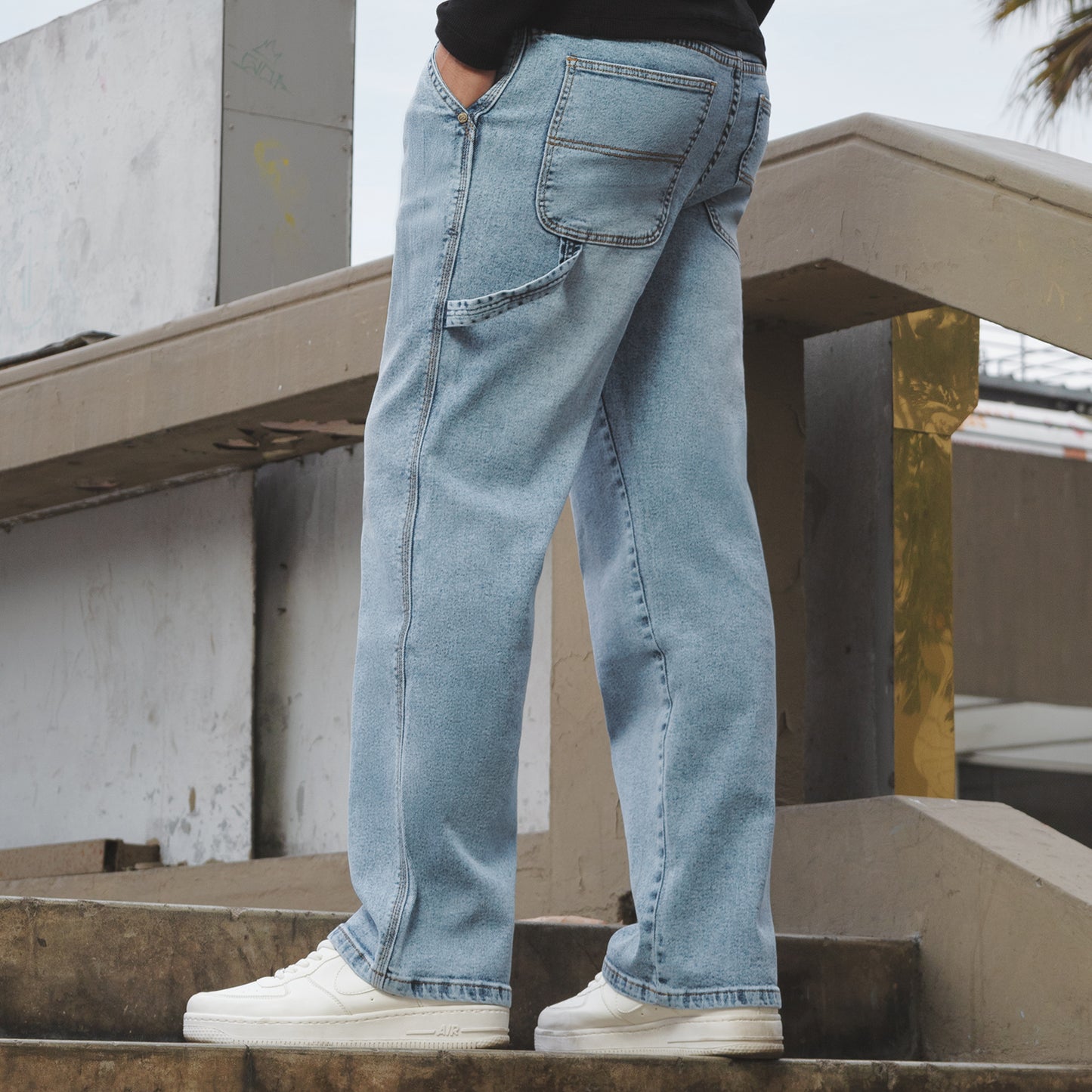 Jean Hombre Losse Fit Carpintero Celeste
