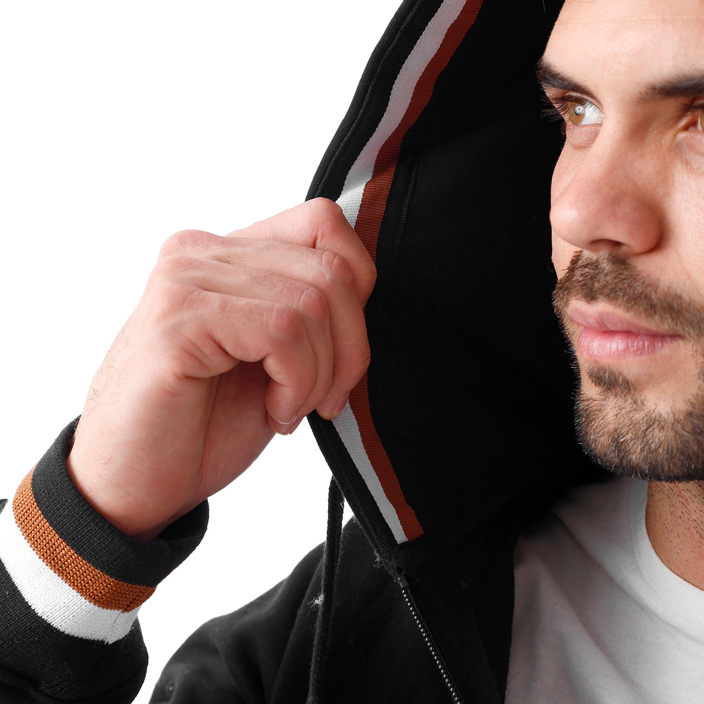 Polera Hombre Regular Fit Cierre Negro
