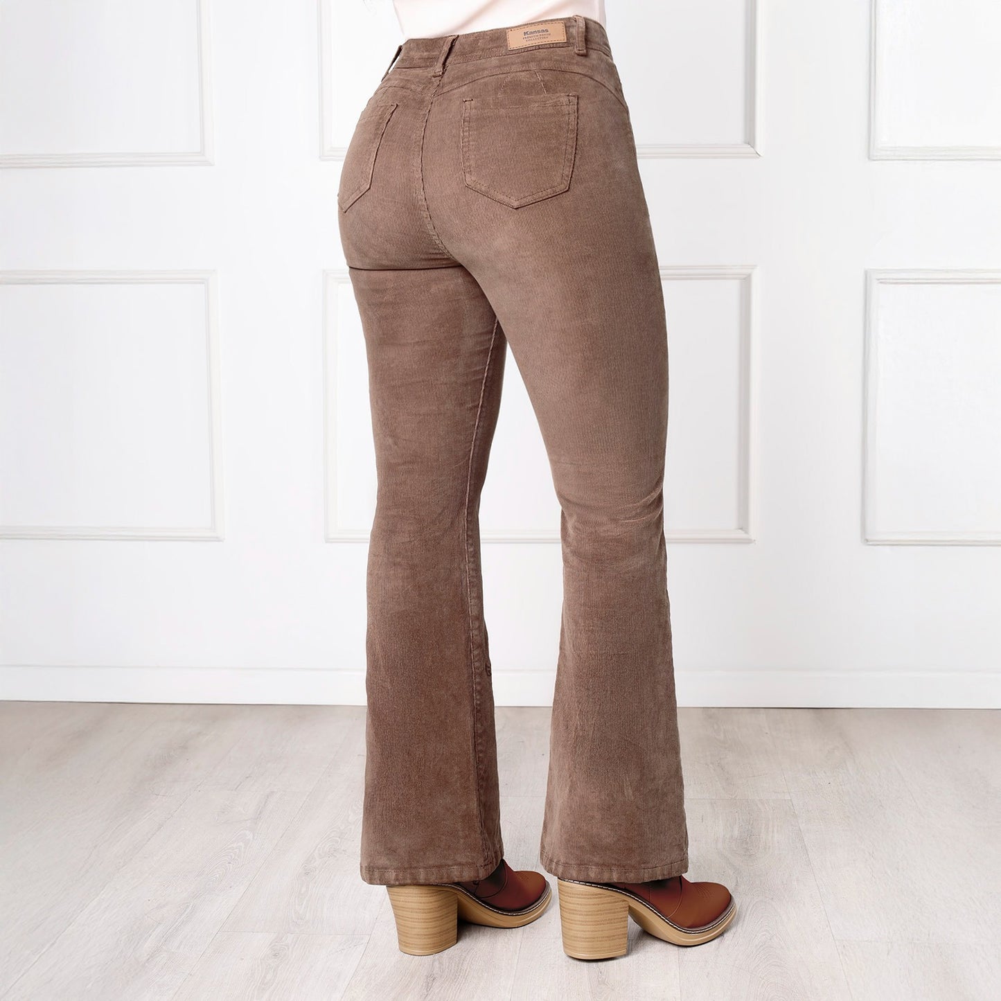 Pantalón Dama Dakota Corduroy Cintura Flare