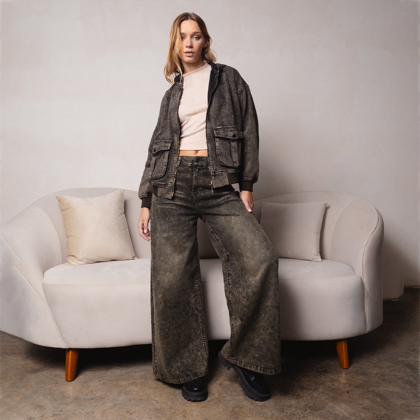 Jean Cintura Wide Loose Elástico Negro C/marrón
