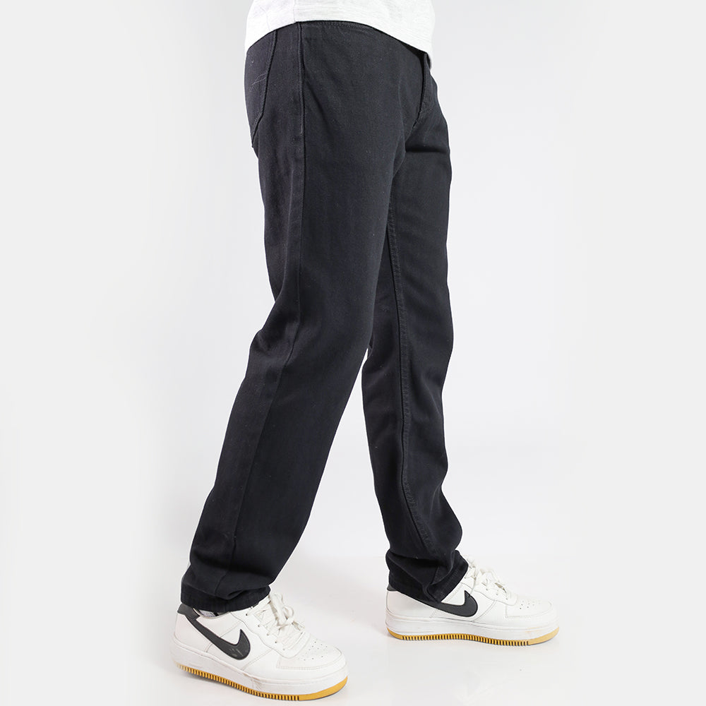 Pantalon de mezclilla negro hombre online combinar