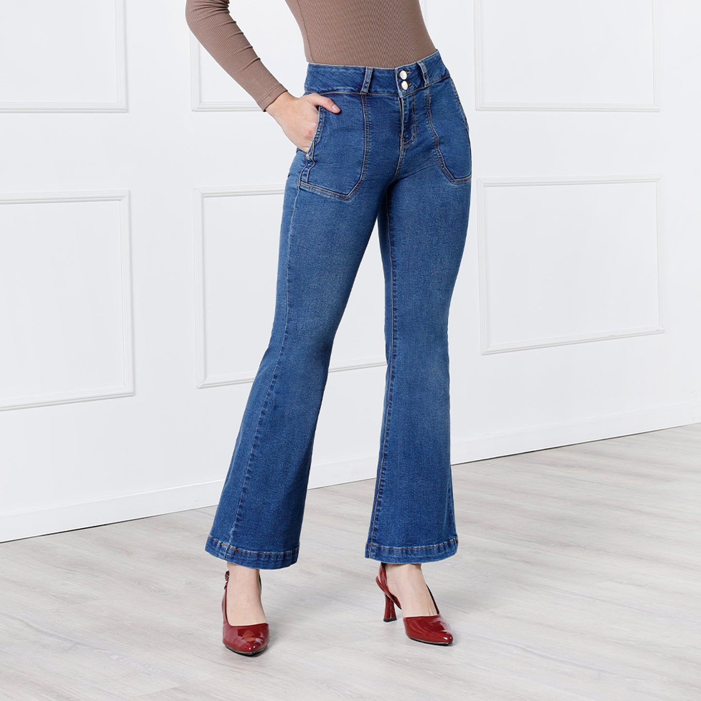 Pantalón Jean Dorka Flare Push Up