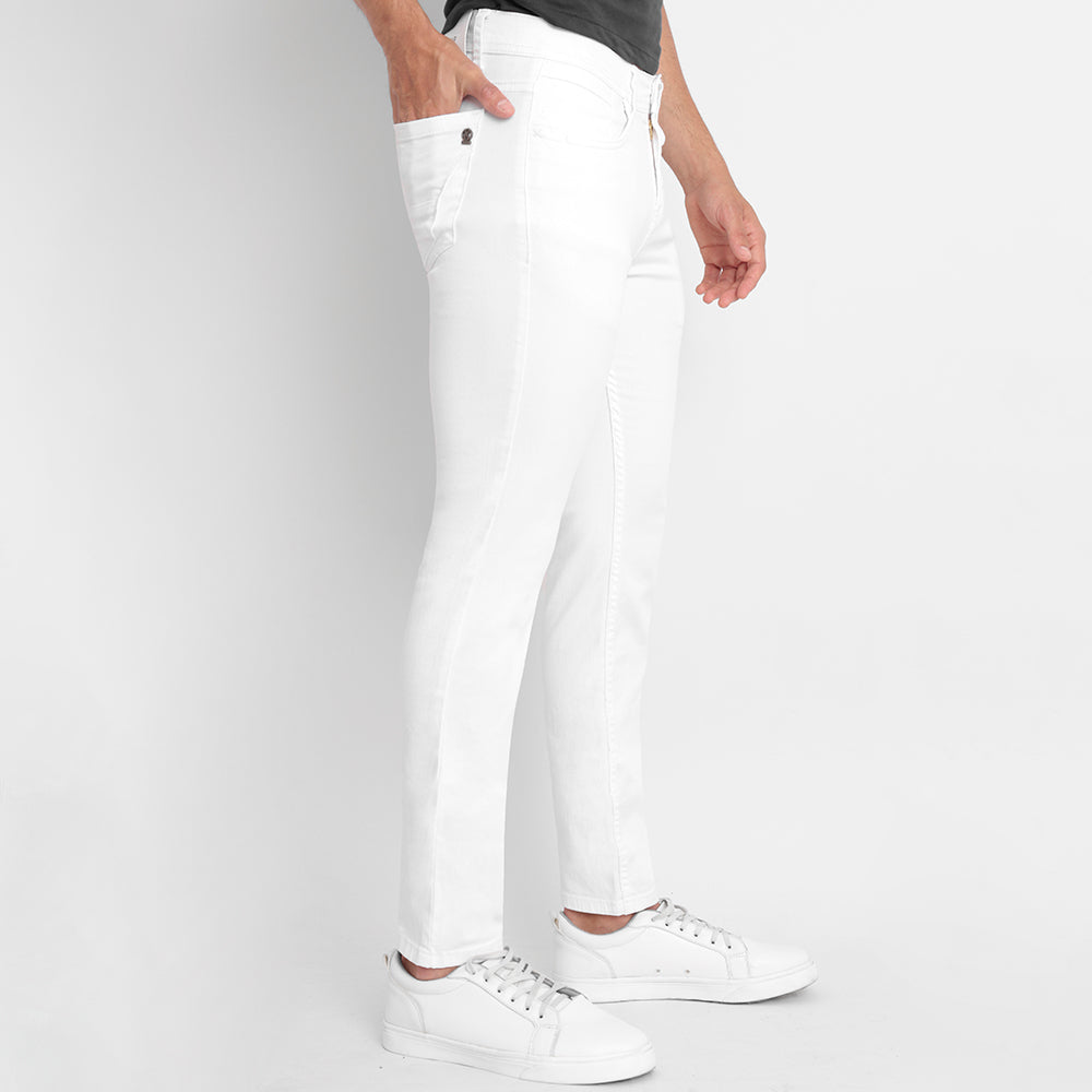 Pantalón blanco de hombre sale